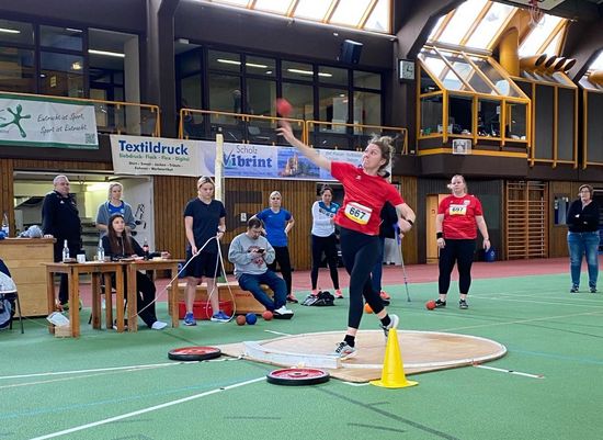 Hessische Hallenmeisterschaften der Masters erfolgreich in Stadtallendorf